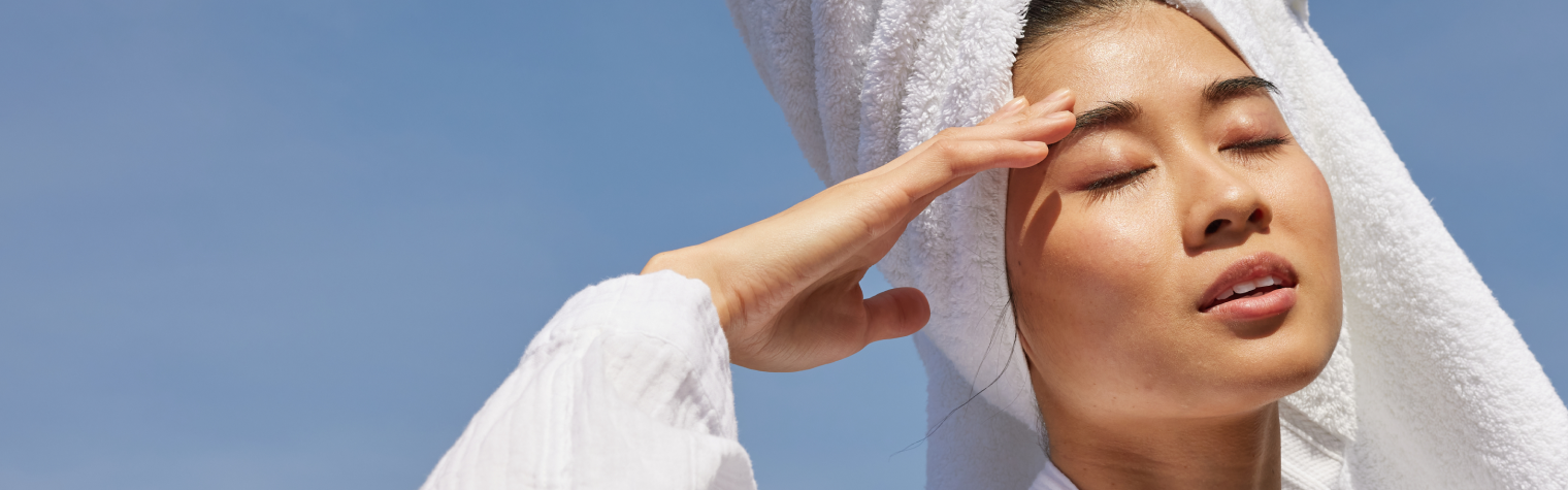 ¿El agua de la ducha podría estar dañando tu piel? El vínculo entre el agua y la salud de la piel